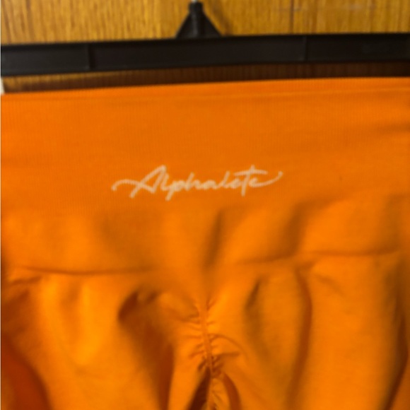 Alphalete Scruch Tights - Picture 3 of 4